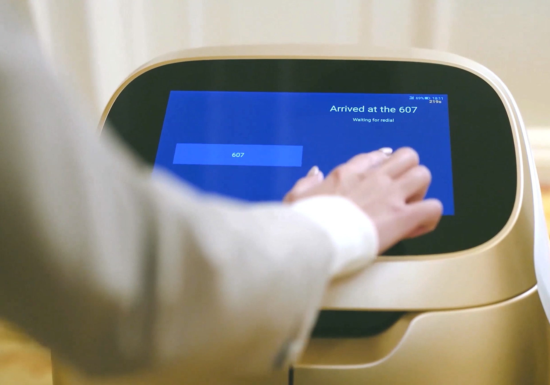 W3 monitor touchscreen